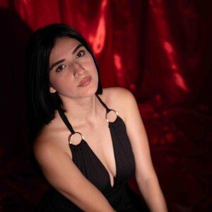 ZoeValencia webcam livesex profile in latina cams