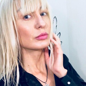 DashikaBlond Mature webcam from Ukraine