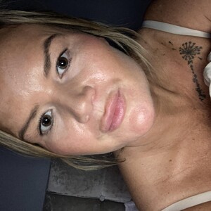 Fitty_milf Mature webcam from United Kingdom